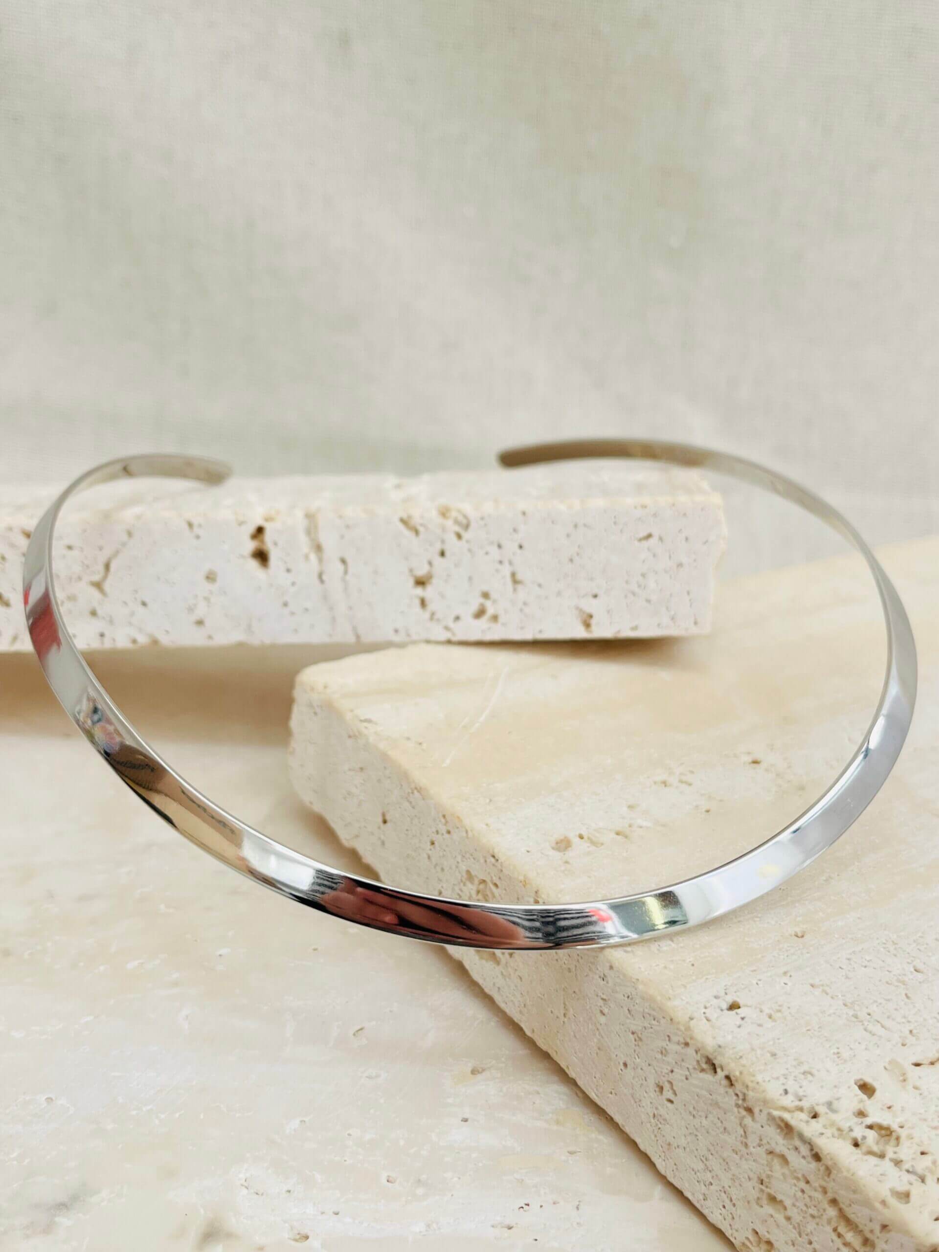 Choker Rígida Lisa - em banho ródio branco - Imagem 2