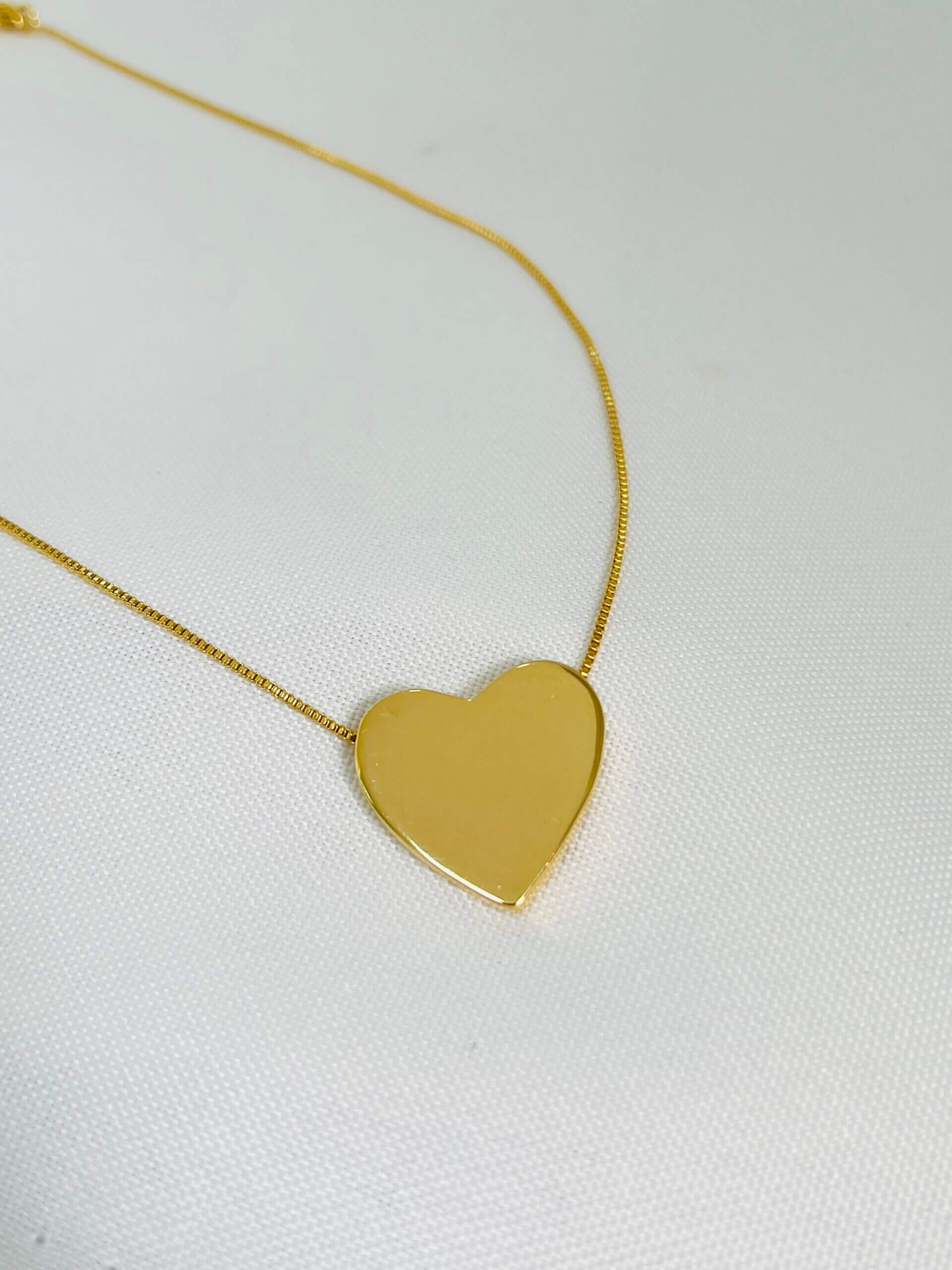 Colar Coração Chapa - em banho ouro 18k