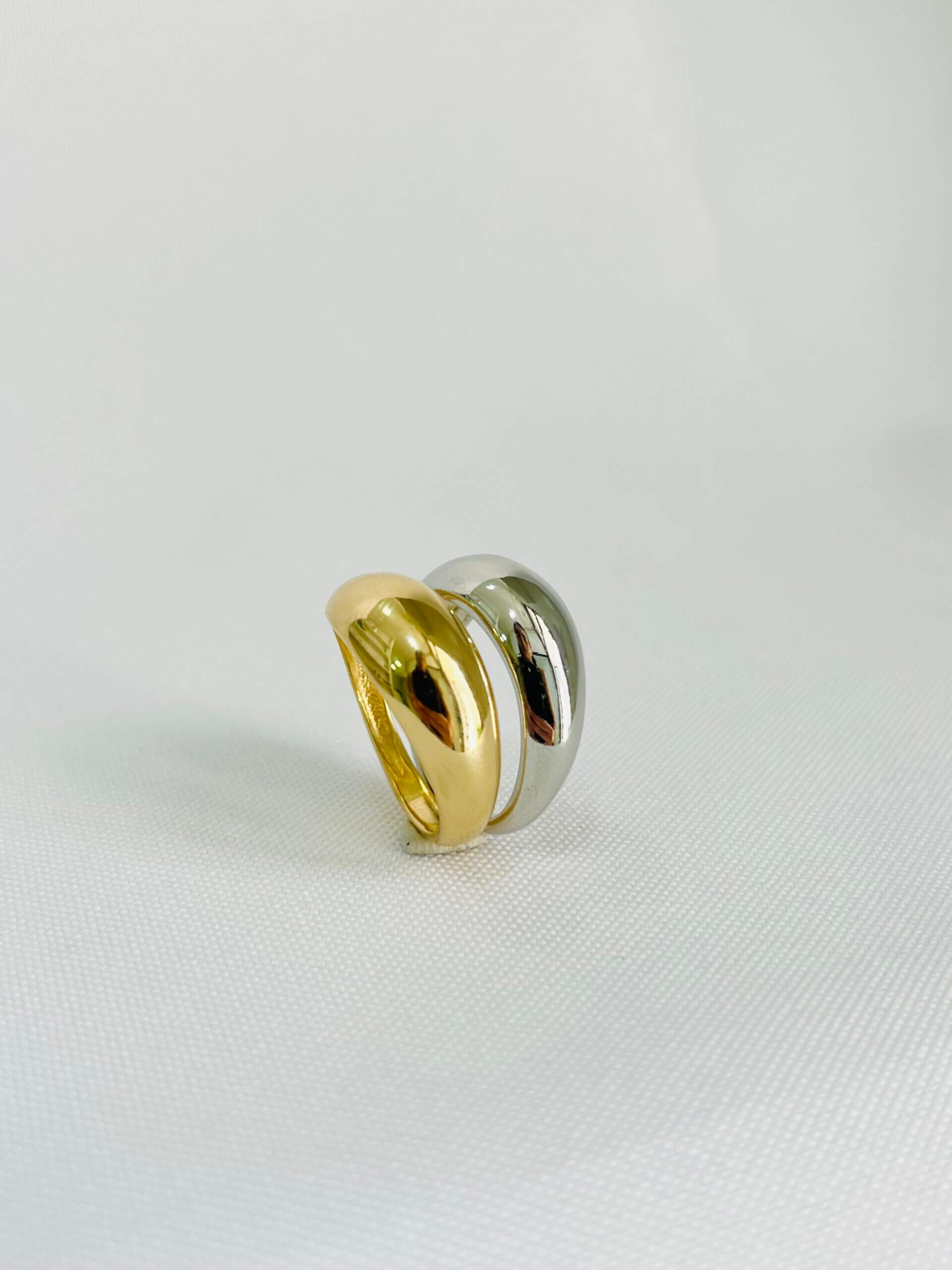 Anel Duplo Julia - em banho ouro e ródio branco