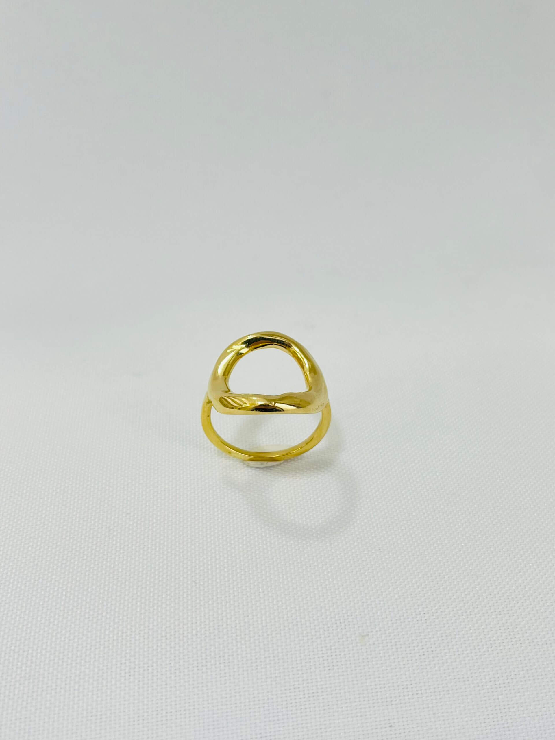 Anel Oval Orgânico Kiara - em banho ouro 18k