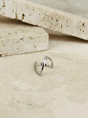 Alternative view of Anel Pirâmide Ligía - em ródio branco