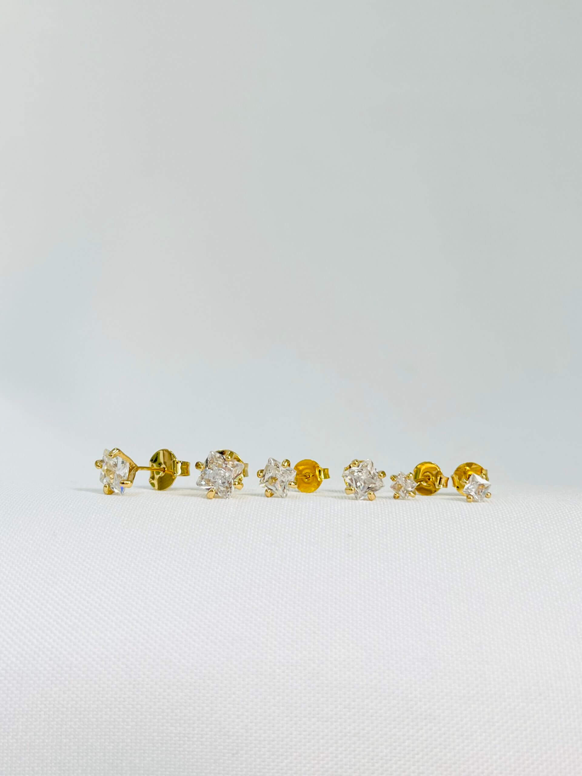 Trio Quadrado Cristal Valen - em banho ouro 18k - Imagem 3