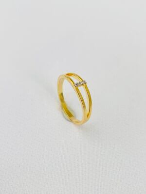 Anel Fio Duplo Cravejado Cristal - em banho ouro 18k