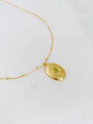 Colar Relicário Oval P - em banho ouro 18k