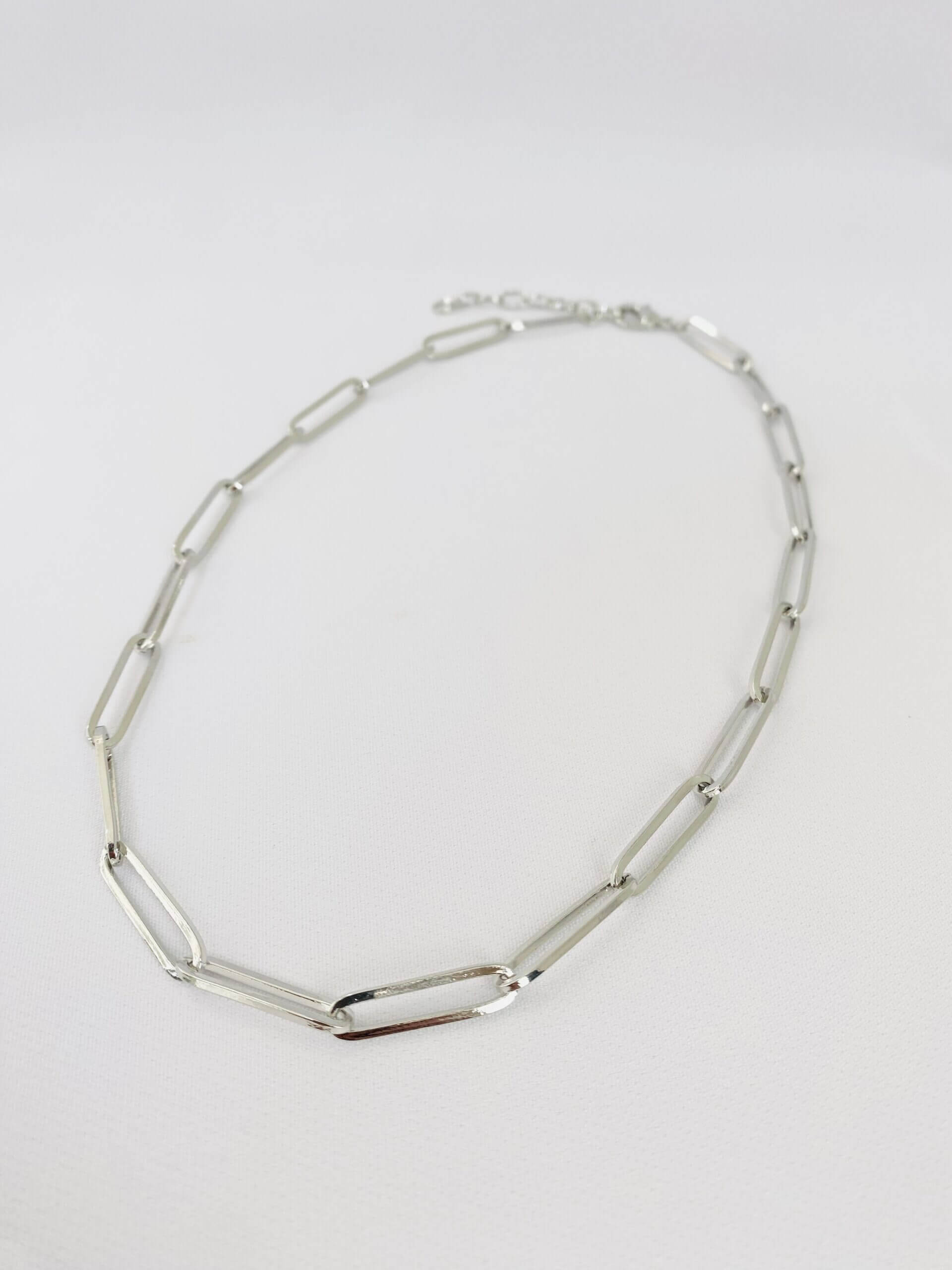Choker Slim Geométrica Ivy - em ródio branco