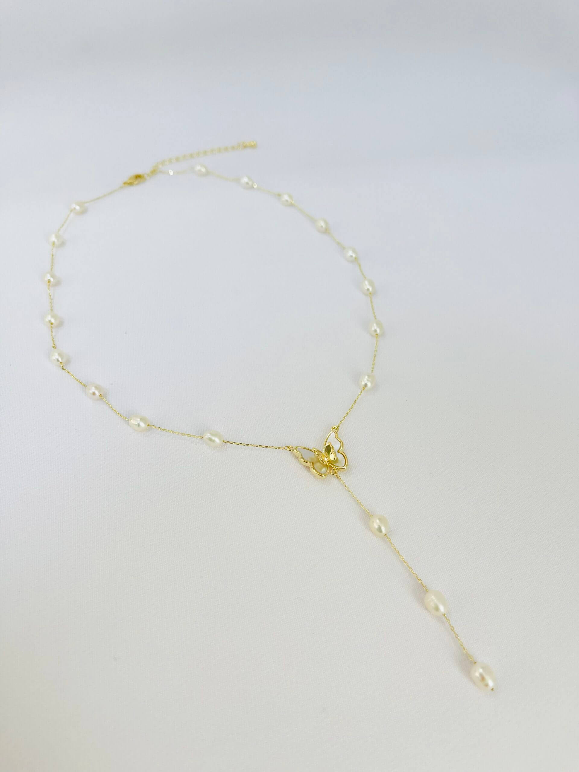 Colar Gravata Butterfly Penelope- em banho ouro 18k