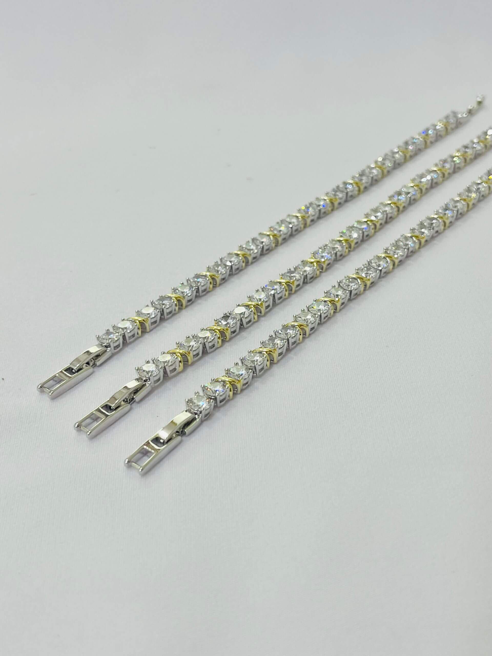 Pulseira Cravejada Angelina - em banho de ródio branco. - Imagem 3