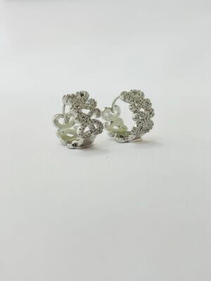 Argola Lisa e Cravejada Gabriele - em banho ouro 18k