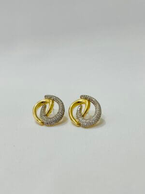 Brinco Oval Cravejado Marceli - em banho ouro 18k