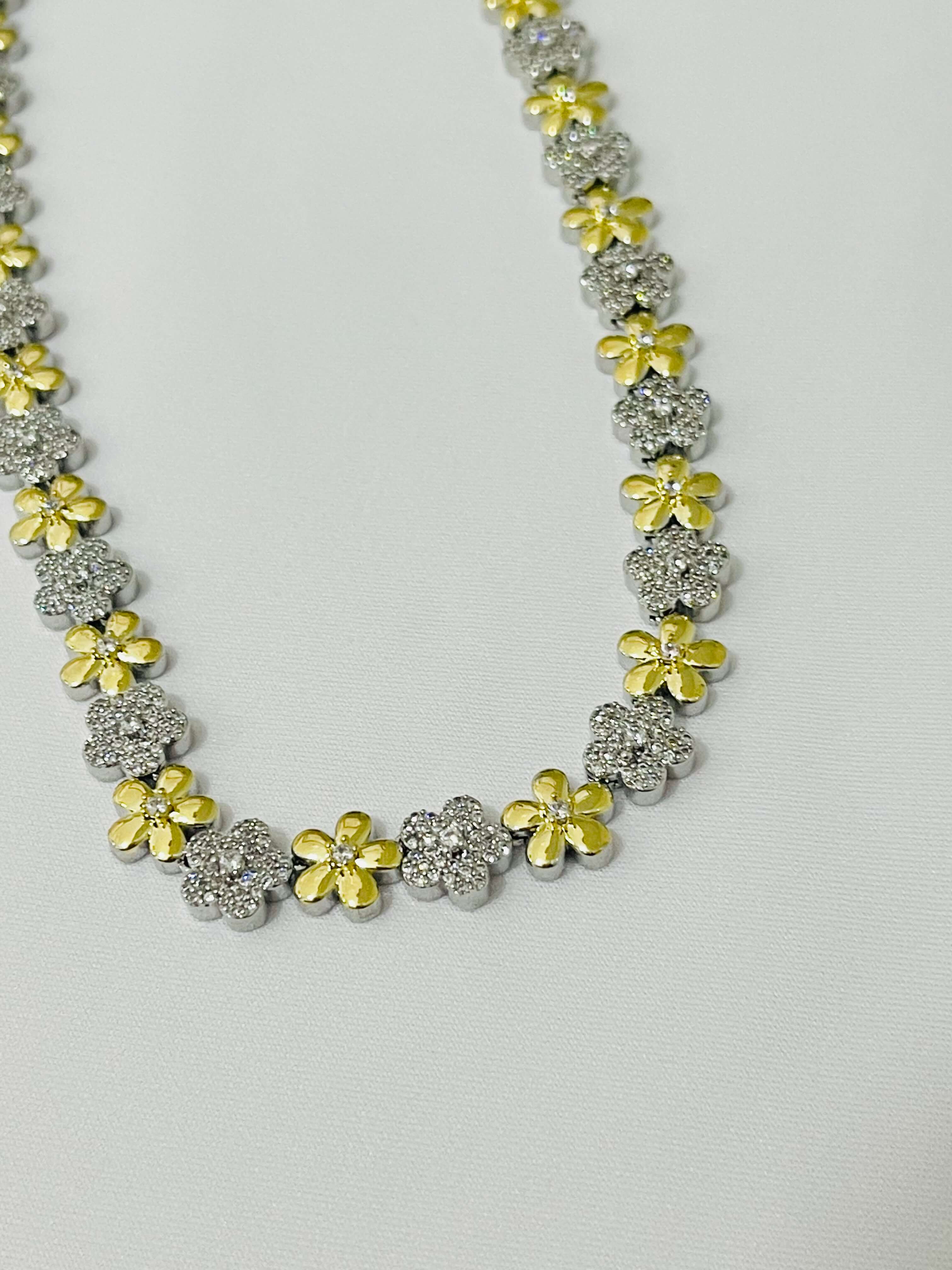 Choker Duo Flower Karen - em banho de ródio branco e banho ouro 18k - Imagem 2