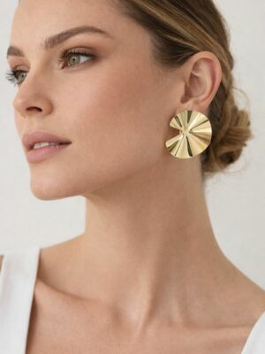 Alternative view of Brinco Orgânico Cleo - em banho ouro 18k