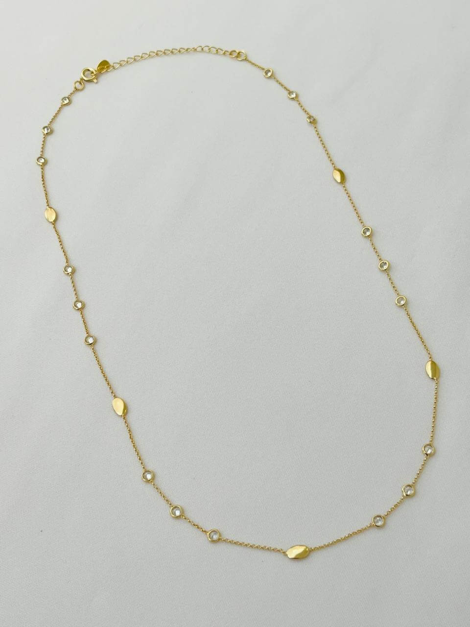 Choker Minimalista inspiração - em banho ouro 18k - Imagem 2