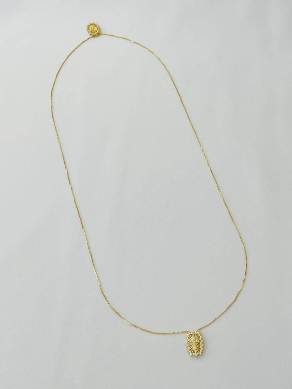 Escapulário Espírito Santo Encanto - em banho ouro 18k - Imagem 2