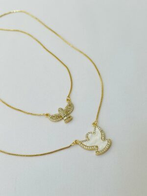 Escapulário Espírito Santo Madrepérola - em banho ouro 18K