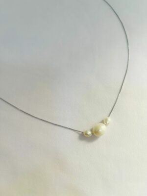 Alternative view of Colar Três Pérola Sara - em banho Ródio branco