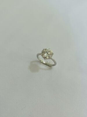 Alternative view of Anel Solitário em Moissanite 8mm