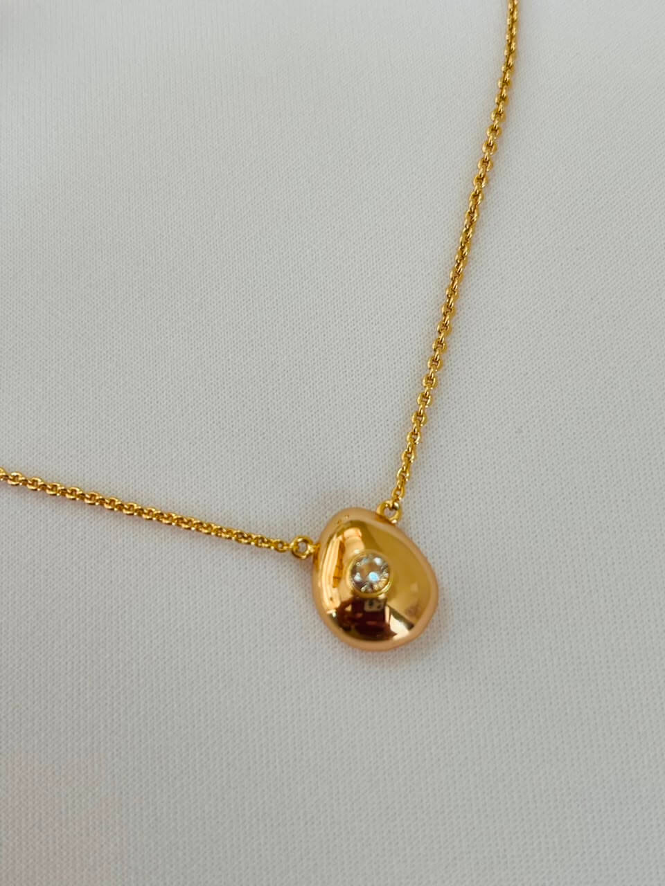 Conjunto Gota Abaulada - Banho Ouro18k - Imagem 3