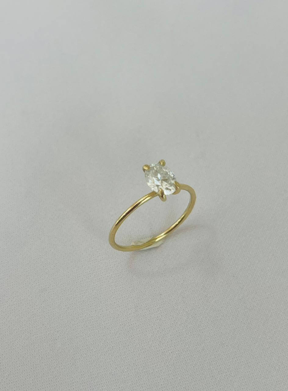 Anel em Ouro 18K Moissanite Oval 6x4 mm
