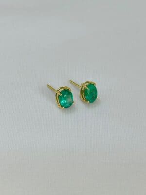 Brinco Ouro 18k com Esmeralda Natural