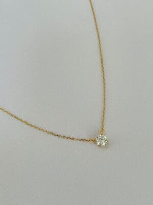 Colar Ponto de Luz em Moissanite 5mm - Prata 925 com Banho Ouro 18k